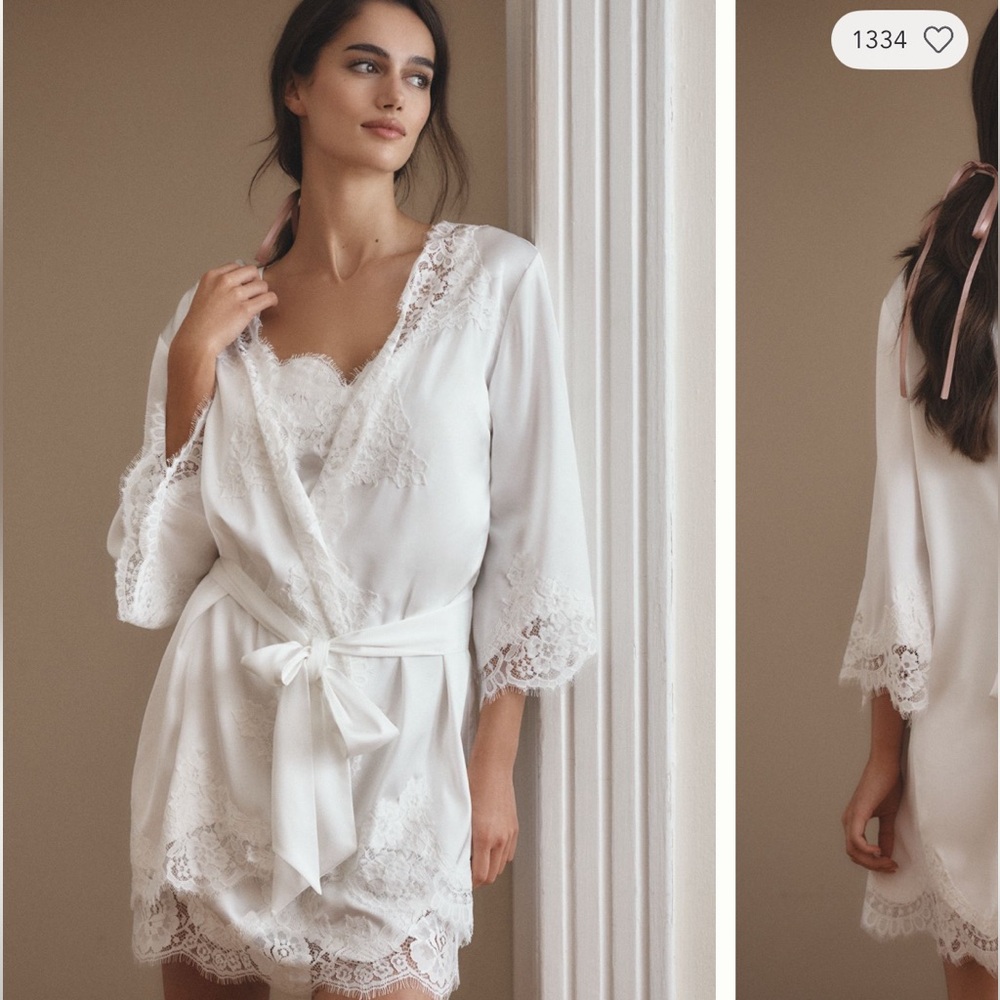 Homebodii Sian Lace-Trim Satin Mini Robe